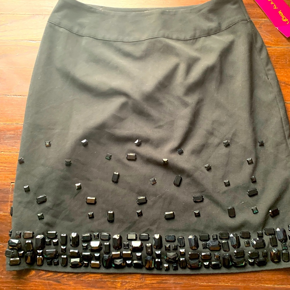 Sunny Leigh skirt with embellishments. Size 6 MWT